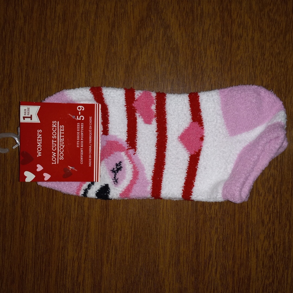 Women's Low Cut Socks (Hearts and Stripes Design)